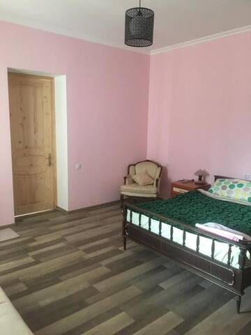 Фото номера Cемейный номер с собственной ванной комнатой Гостевой дом Guest House STAR Lagodekhi г. Лагодехи 9