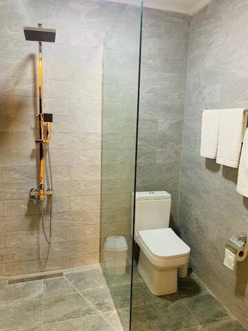 Фото номера Большой двухместный номер с 1 кроватью Отель Wald Hotel Lagodekhi Rooms г. Лагодехи 9
